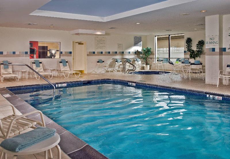 Courtyard Long Island Macarthur Airport Ronkonkoma Bagian luar foto